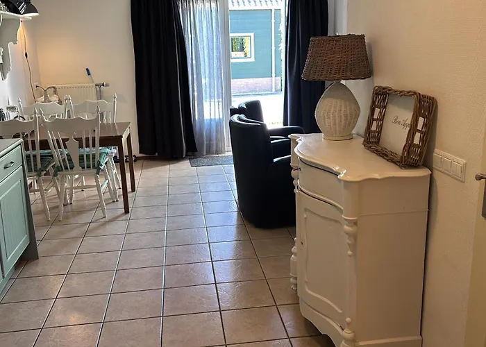 Christinahoeve Logies Oude Deel شقة *